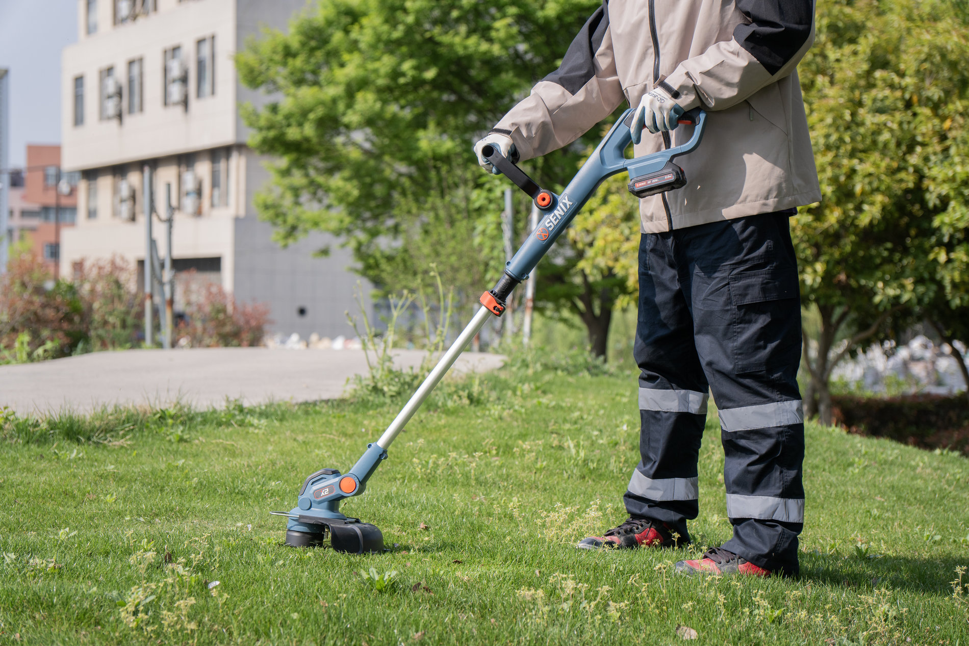 Триммер аккумуляторный, серия X2, 20В, 30.5 см., с 1 АКБ, 1 ЗУ