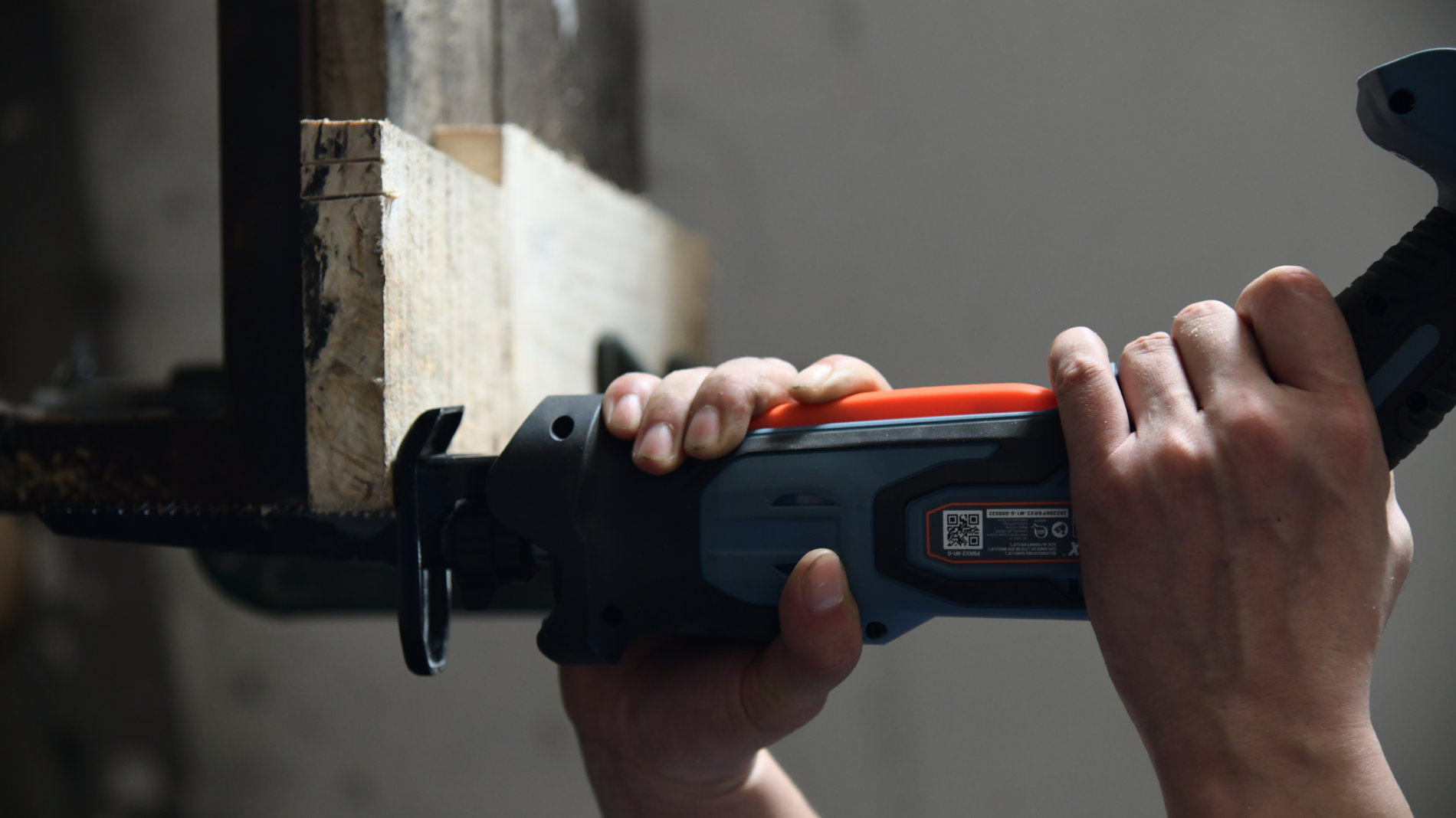 Сабельная пила, 13 мм, без АКБ и ЗУ X2 20В