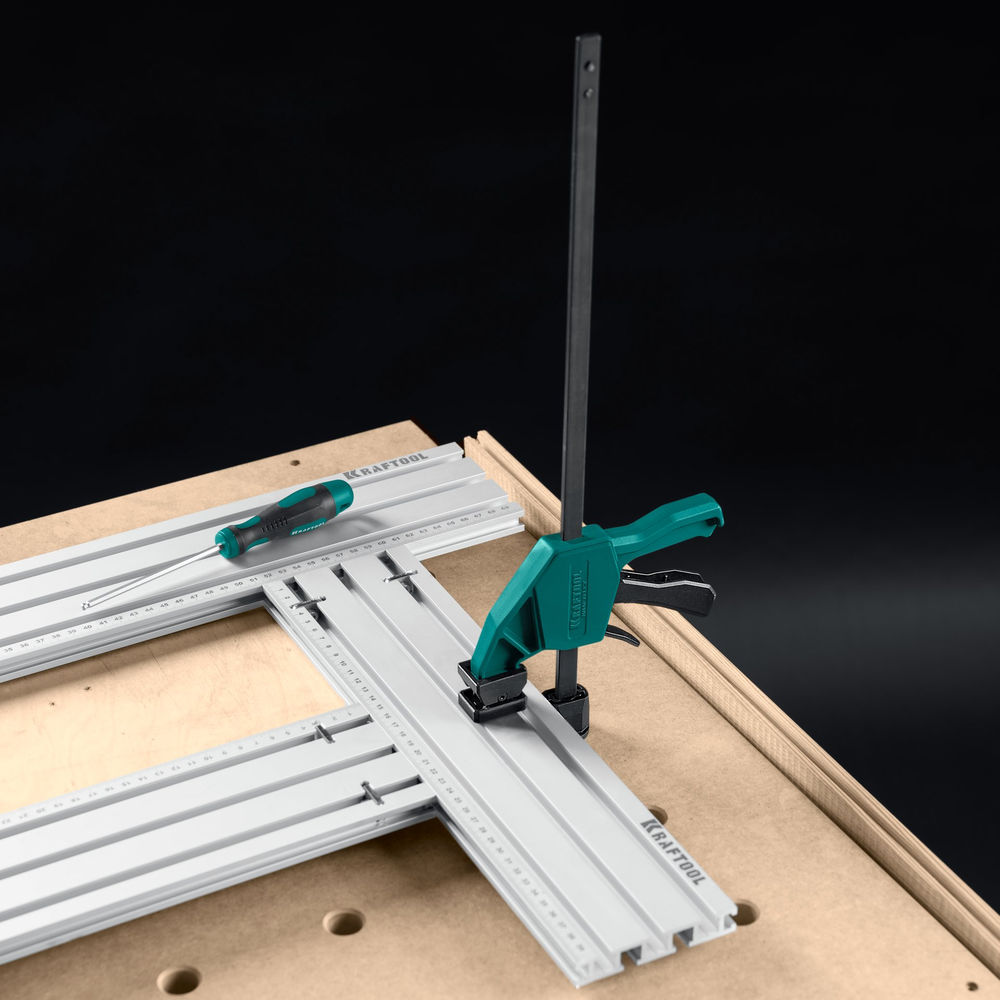 Вертикальная быстрозажимная струбцина пистолетного типа KRAFTFLEX GDH-300/60, в отверстия 20 мм KRAFTOOL 32801