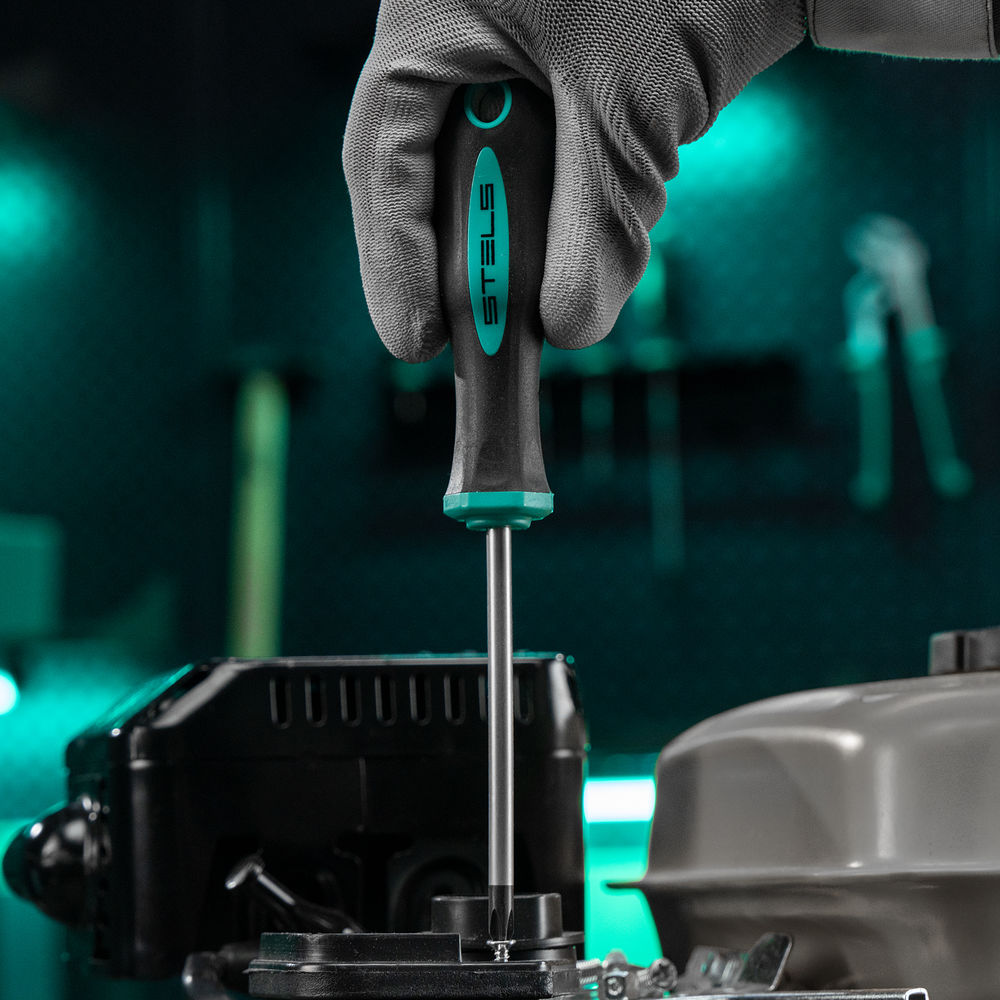 Набор инструментов, 1/2, 1/4, CrV, 12 гранные головки, пластиковый кейс, 76 предметов Stels