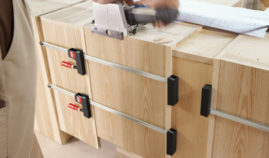 Струбцина корпусная лёгкая 160/80, 1.5 кН UK16 UniKlamp BE-UK16