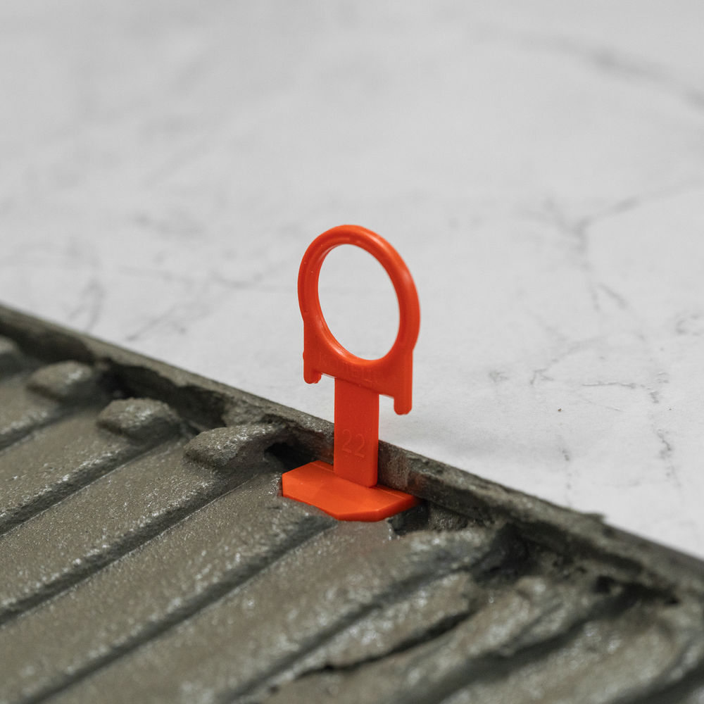 Комплект зажим + клин для системы выравнивания плитки СВП Кольцо, 50/50 шт. в ведре Сибртех (88112)