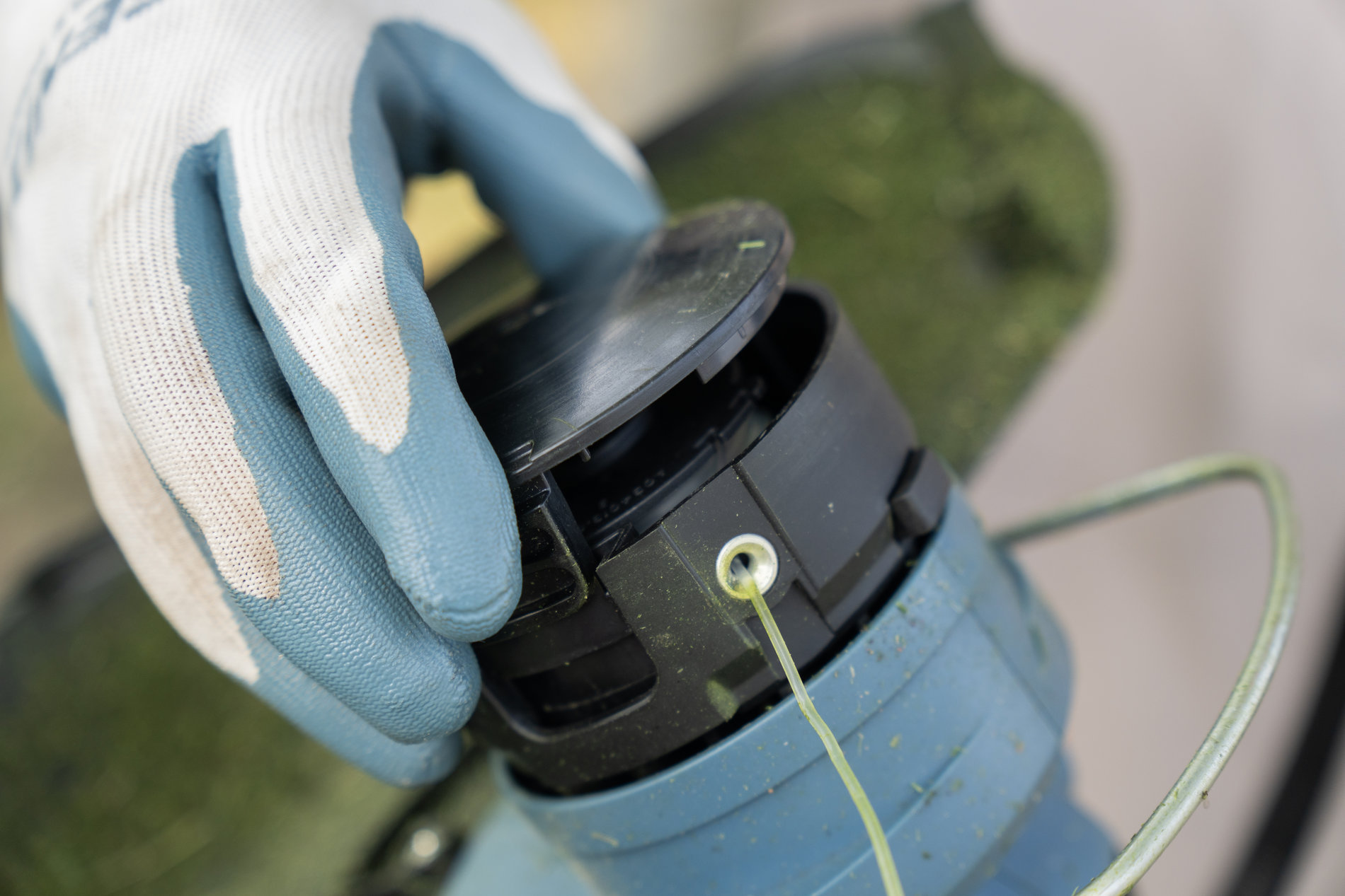 Триммер аккумуляторный, серия X2, 20В, 30.5 см., с 1 АКБ, 1 ЗУ