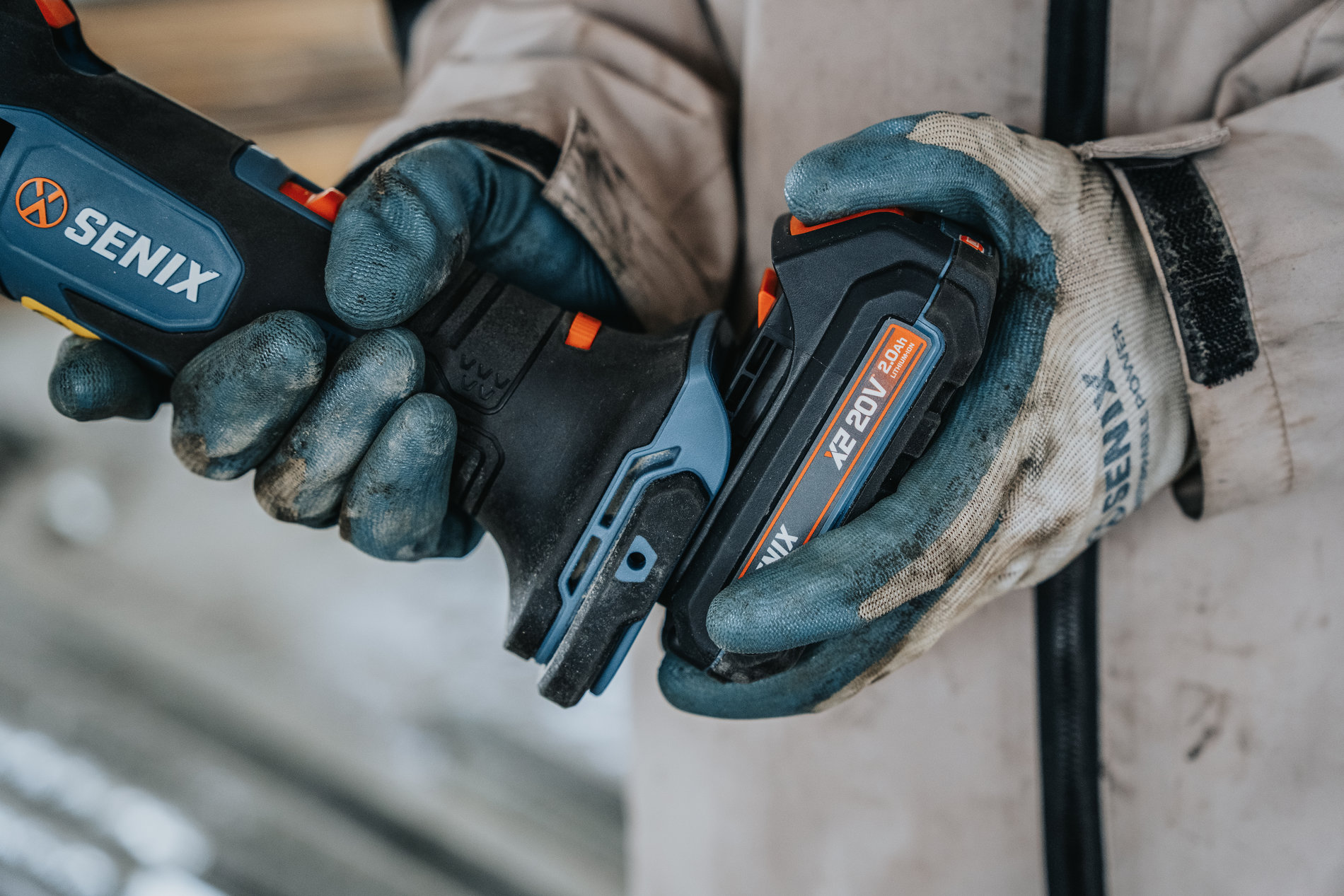 Реноватор (многофункциональный инструмент), с 1 АКБ, 1 ЗУ X2 20В