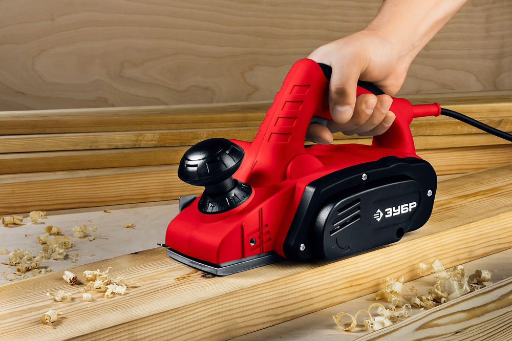 Рубанок электрический 950 Вт, 82 мм ЗУБР ЗР-950-82