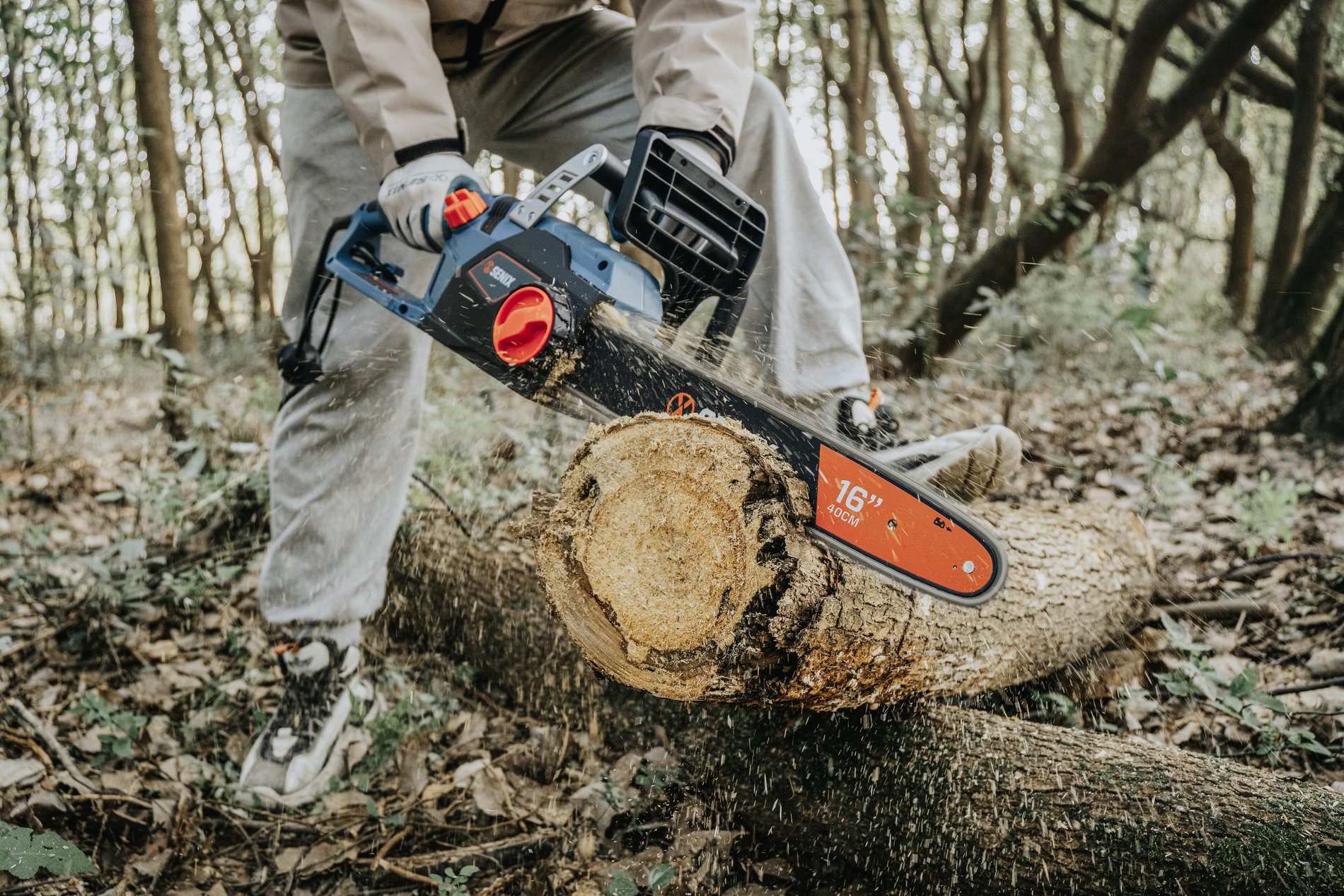 Электрическая цепная поперечное исполнение пила 2200Вт, 40 (16)