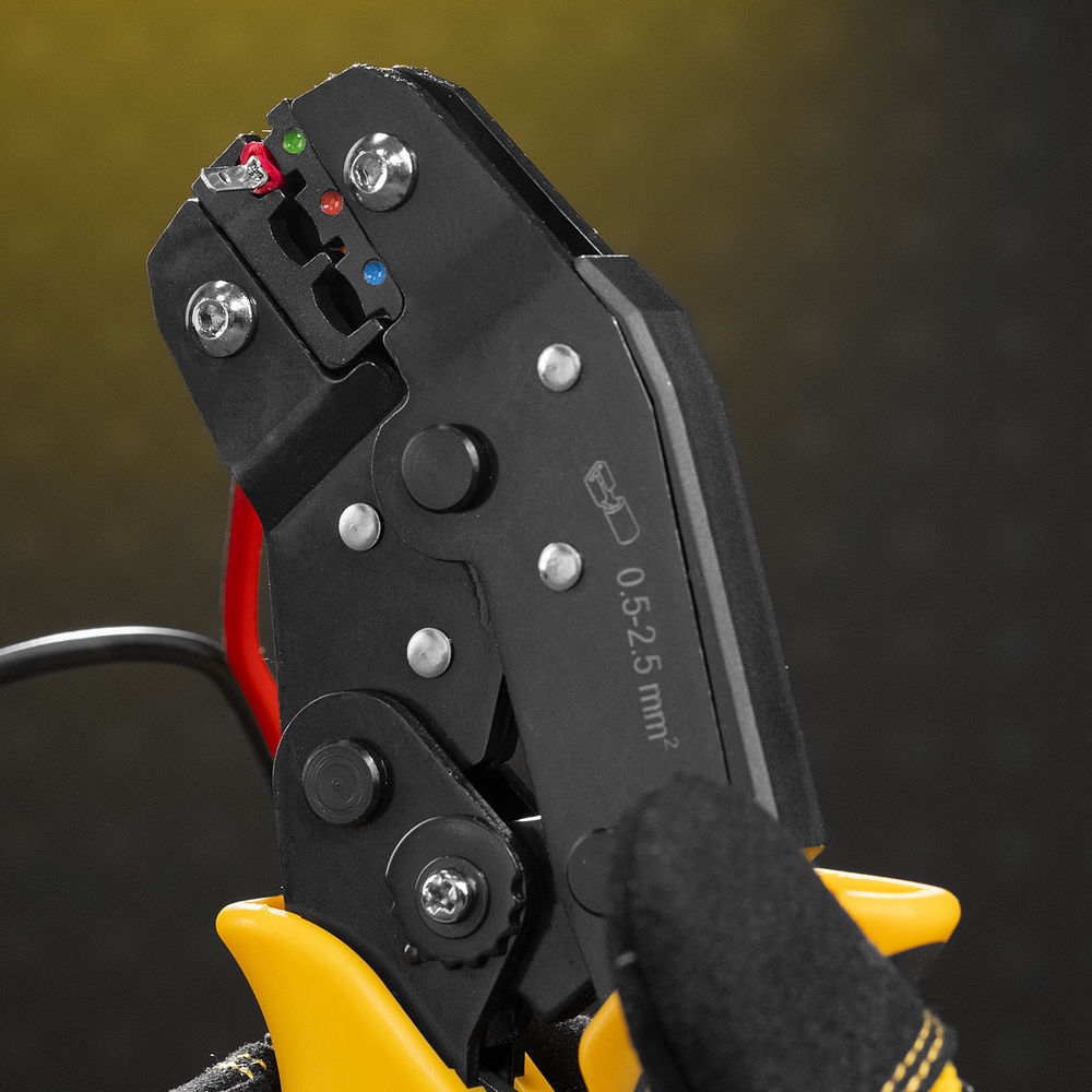 Клещи для обжима изолир. наконечников НКИ и НВИ, разъемов РПИ, гильз ГСИ, 0,5 - 2,5 мм2 Denzel (17747)