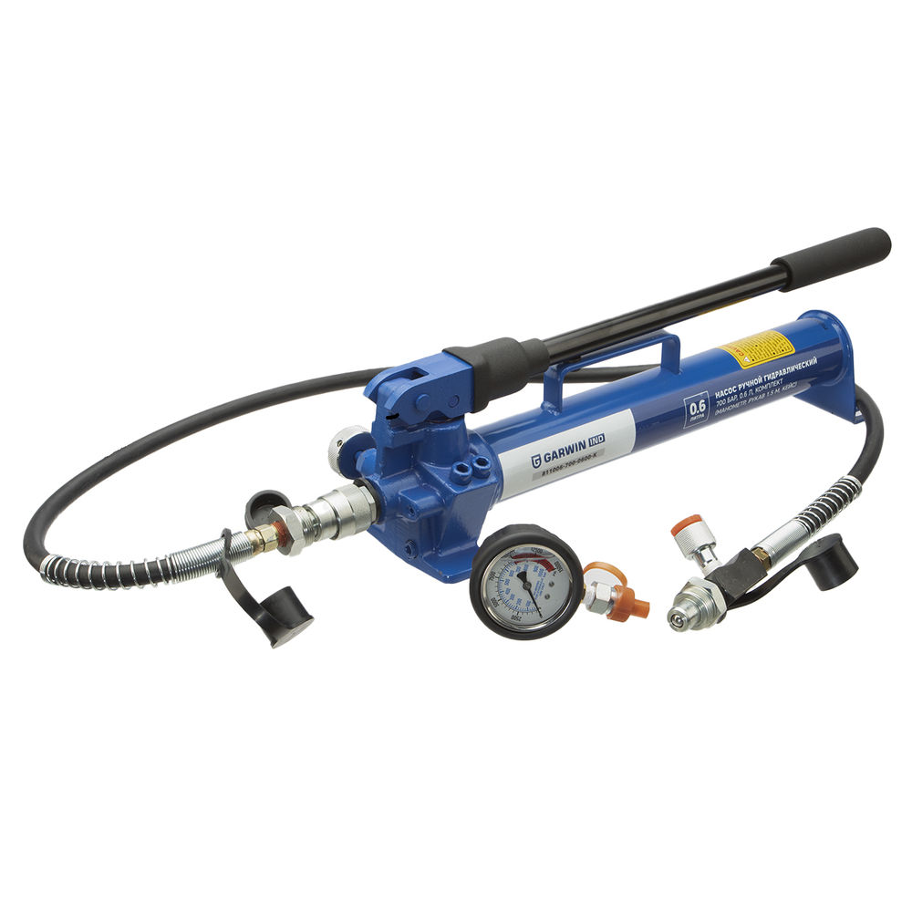 Насос ручной гидравлический с алюминиевым корпусом 700 бар; 0, 5 л; комплект (манометр, рукав 1,5 м, кейс), GARWIN INDUSTRIAL, 811011-700-0500-K