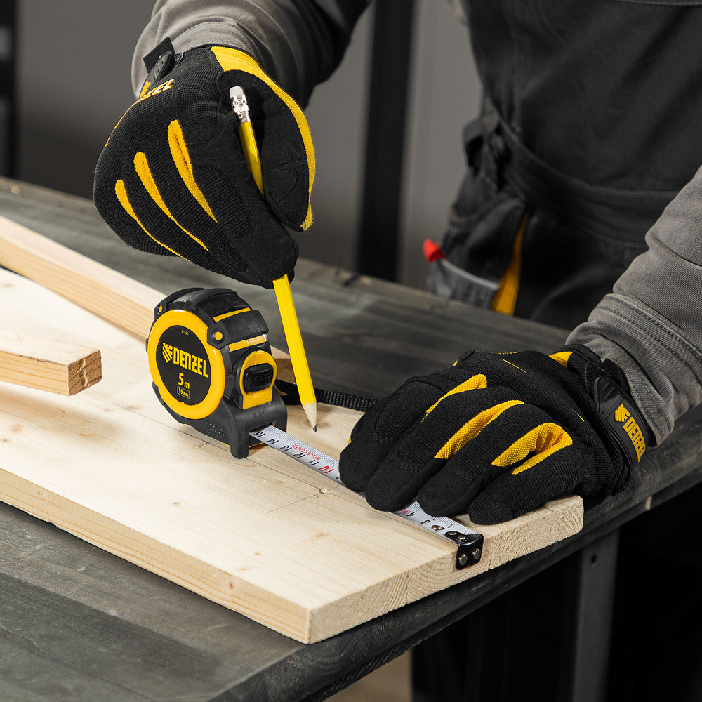 Рулетка 5м х 19мм, автоматич. фиксац., нейлон. покрытие, магнит. зацеп, двухстор. разметка Denzel