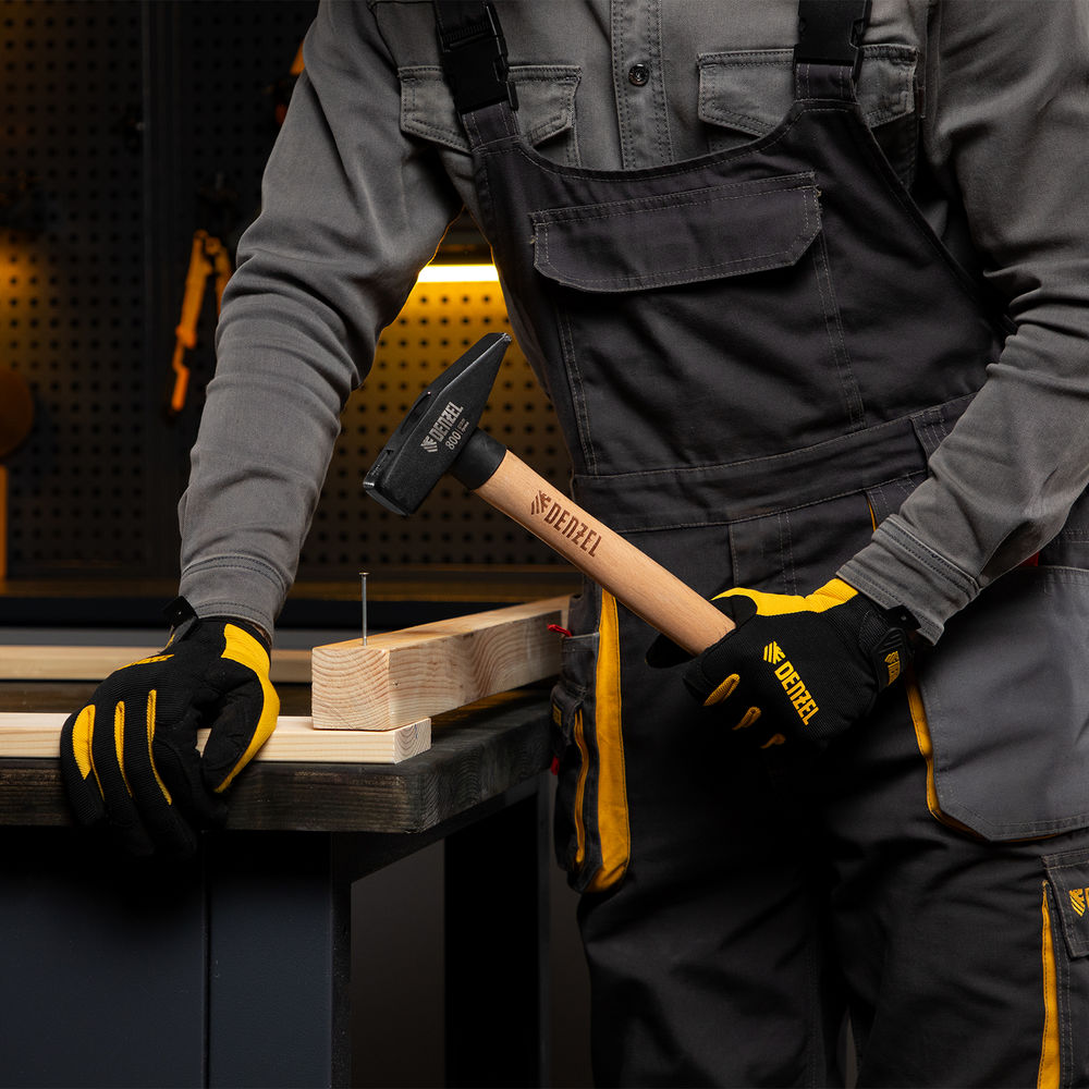 Молоток слесарный, 800 г, кованый квадратный боек, буковая рукоятка Denzel (10435)