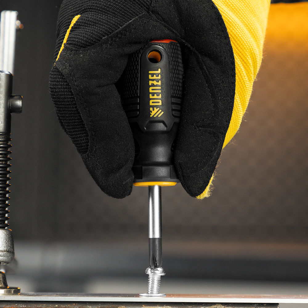 Отвертка, PH2х38 мм, S2, 3к рукоятка Denzel (121867)