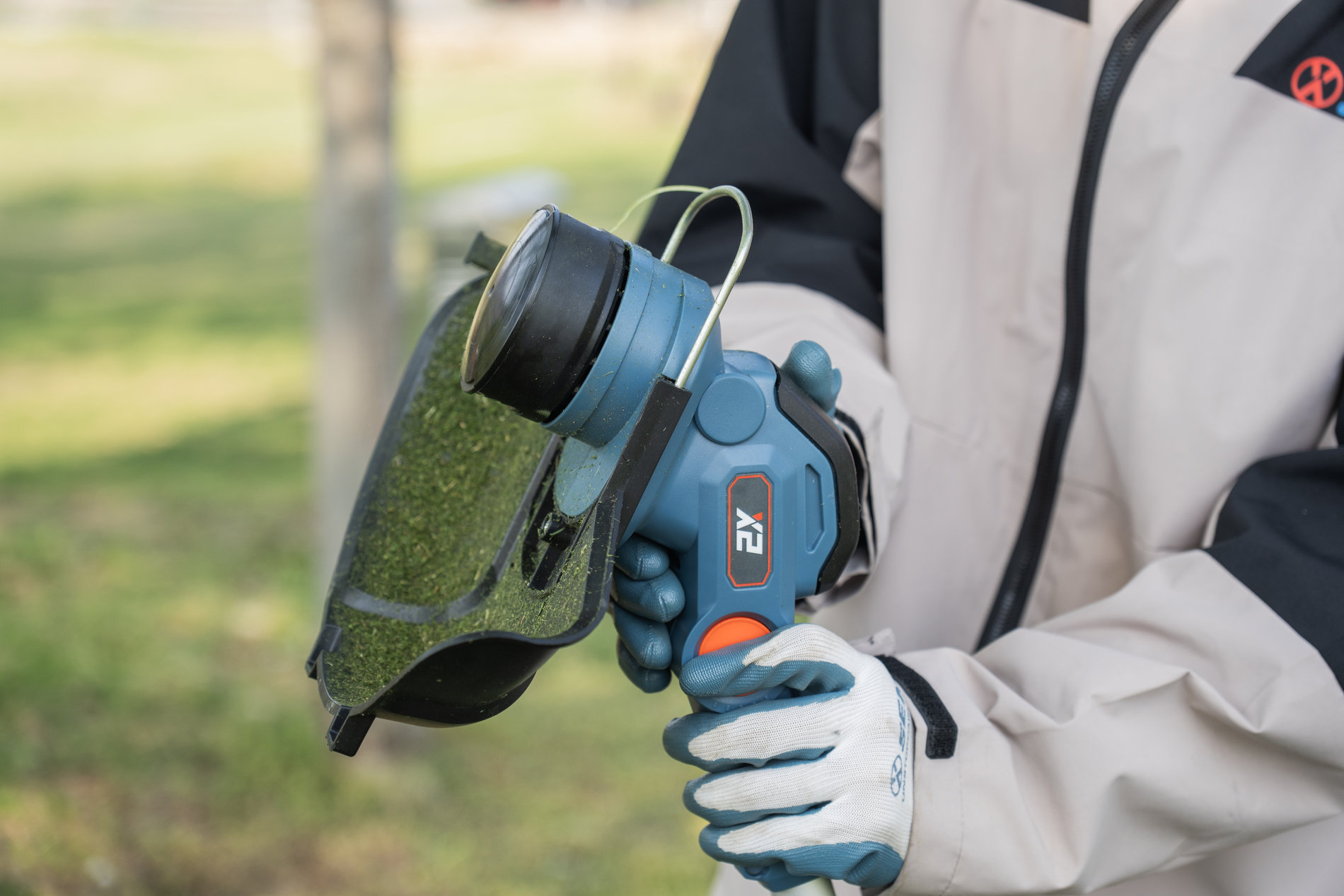 Триммер аккумуляторный, серия X2, 20В, 30.5 см., с 1 АКБ, 1 ЗУ