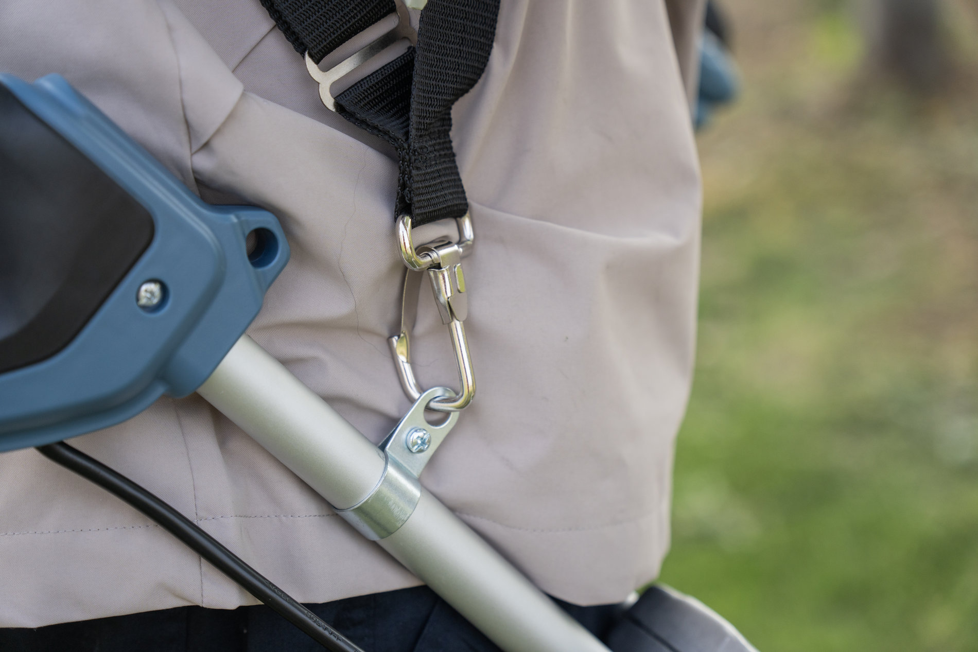 Триммер сетевой, 1200 Вт, 34 см (леска), 23 см (нож), велосипедная рукоятка