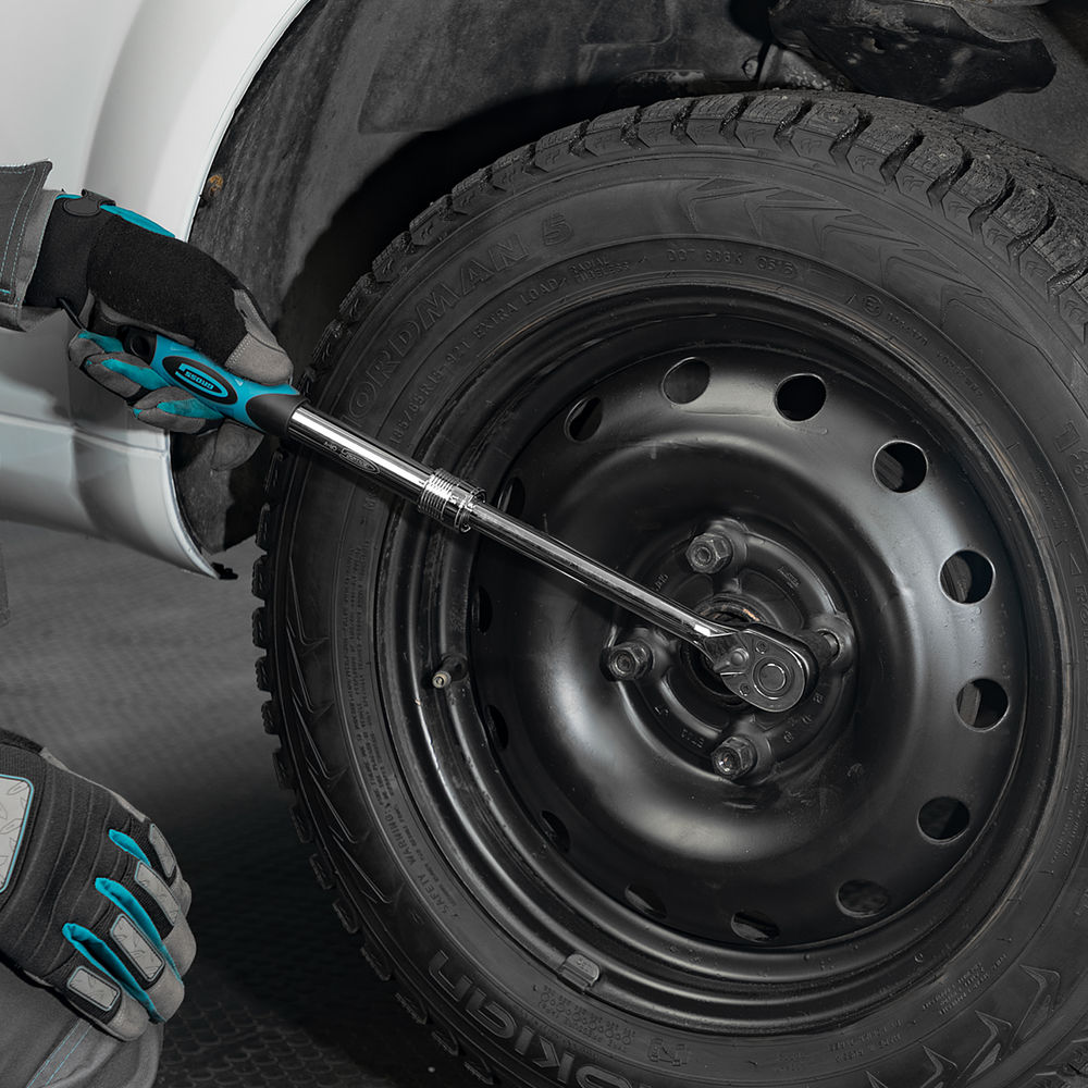 Ключ-трещотка телескопический 1/2, 305-445 мм, CrV, 72 зуба, с быстрым сбросом, хром Gross