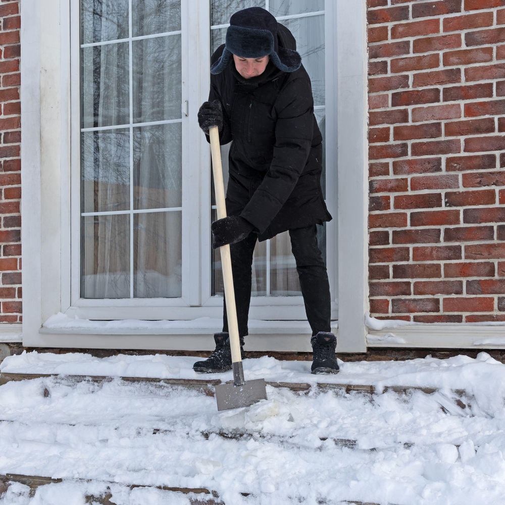 Ледоруб-скребок 200 мм, 1 кг, деревянный черенок, Сибртех (61664)
