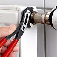 Клещи переставные 180 мм, зев 42 мм, фосфатированные, 2-комп ручки ALLIGATOR KN-8802180