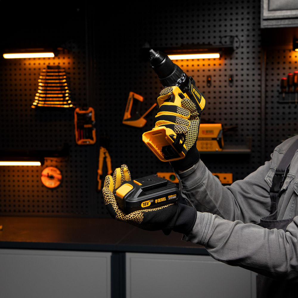 Батарея аккумуляторная IB-18-2.0, Li-Ion, 18 В, 2.0 А/ч Denzel (28433)