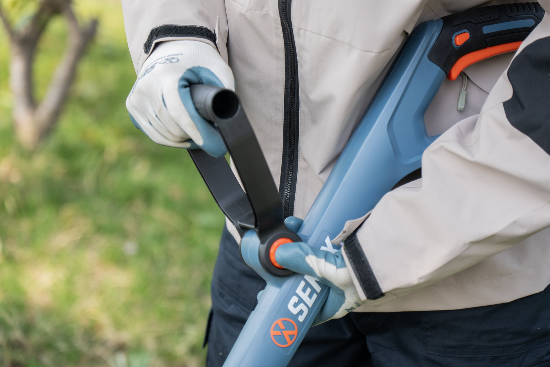 Триммер аккумуляторный, серия X2, 20В, 30.5 см., с 1 АКБ, 1 ЗУ