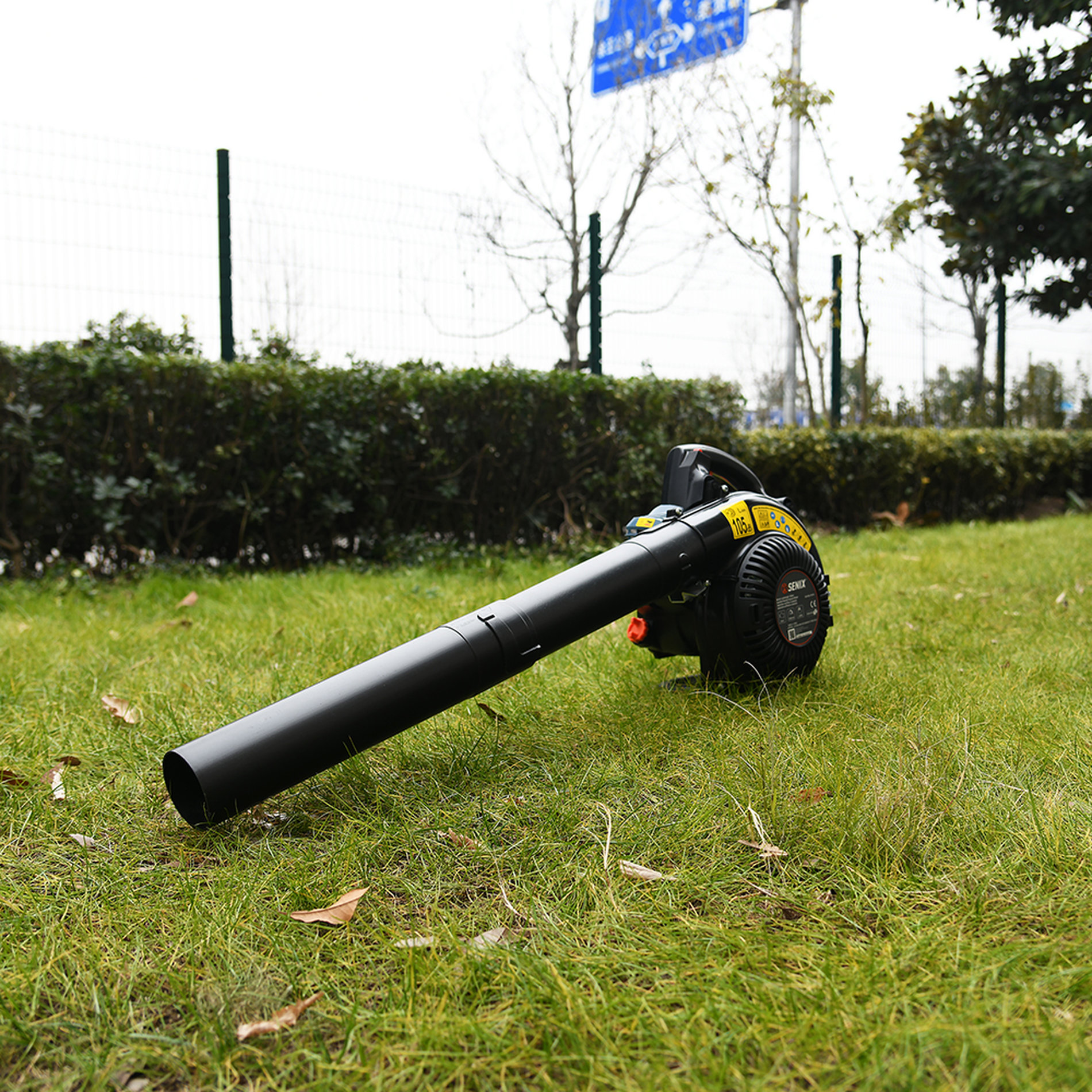 Воздуходувка-садовый пылесос бензиновая ,31 см3, 4-х тактная BLV4QL-M-EU