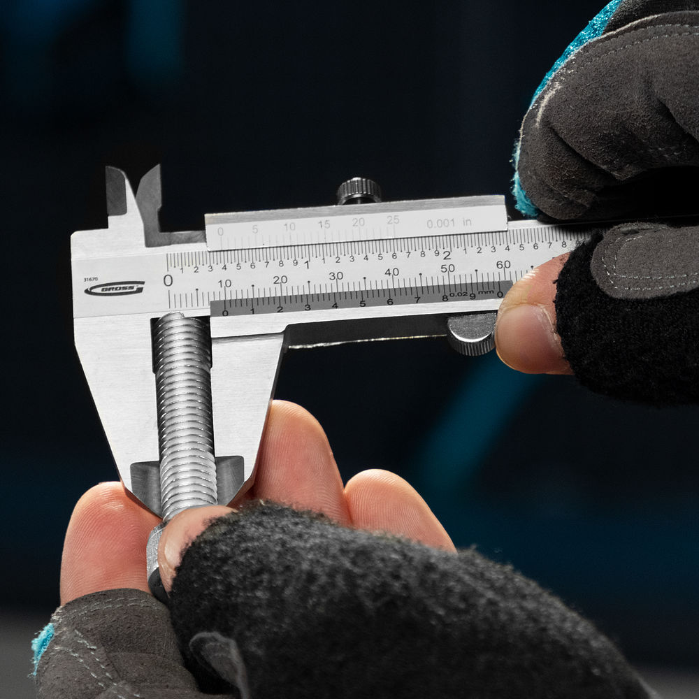 Штангенциркуль, 150 мм, 0.02 мм, нержавеющая сталь, с глубиномером Gross (31670)