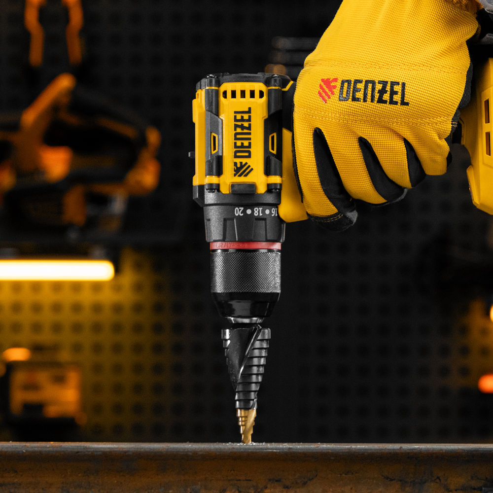 Сверло ступенчатое, 6-8-10-12-14-16-18-20-22-24-26-28-30мм, Р6М5, 6-гр. хвостовик Denzel (723604)