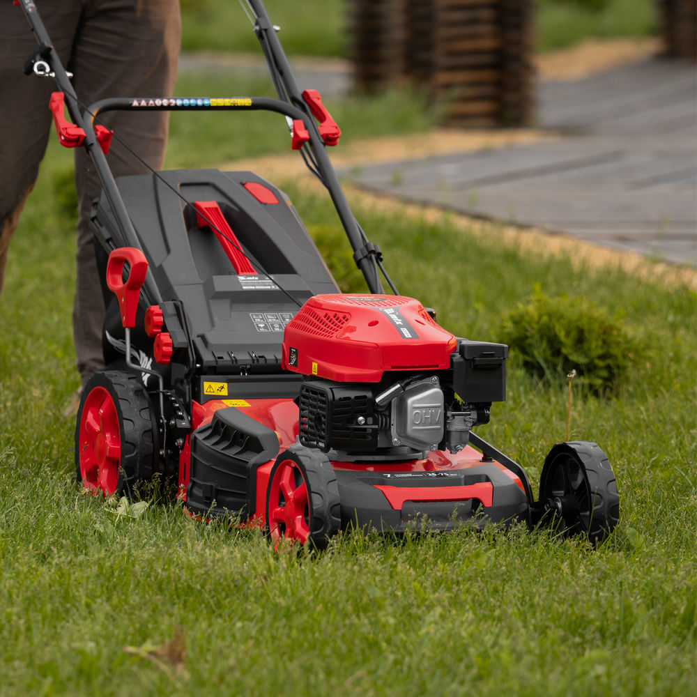 Газонокосилка бензиновая GL51SP-K, 170 см3, 51 см, привод, 50 л// MTX (58838)