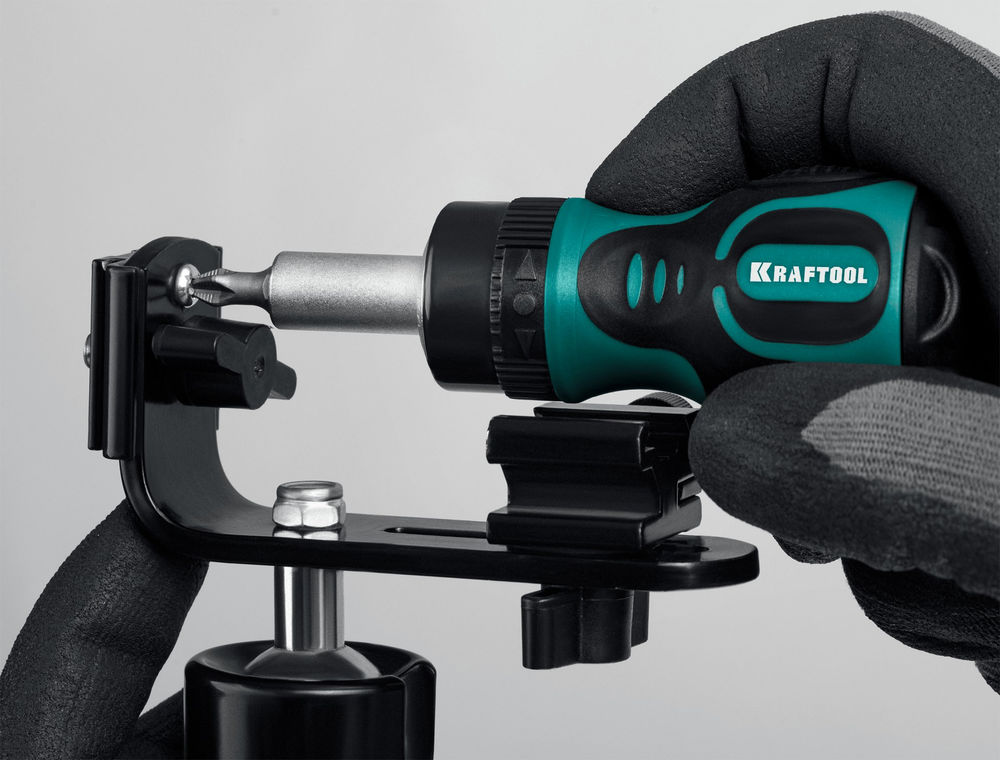 Отвертка реверсивная 6 предм. с битами Kompakt-6 KRAFTOOL 26190-H7