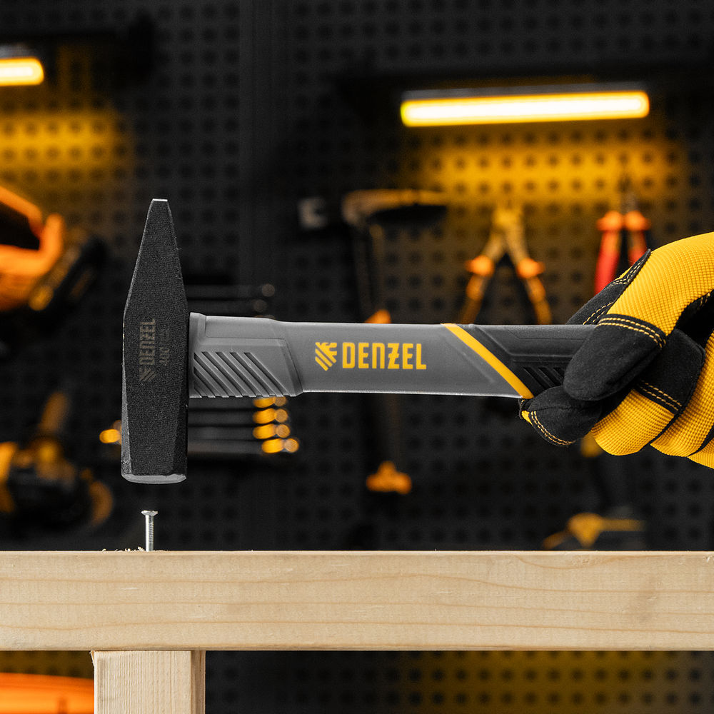 Молоток слесарный, 400 г, кованый, фибергласовая рукоятка c TPR покрытием Denzel (10484)