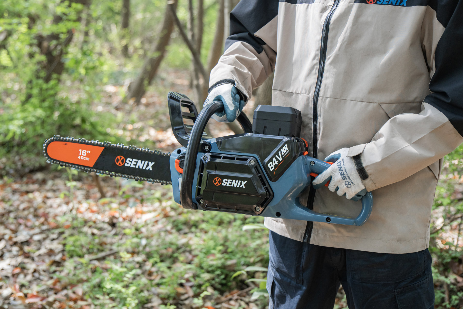 Пила цепная, бесщ.мотор, 40 см (16). В комплекте: 1 батарея 10.0Ач, ЗУ X8 84В