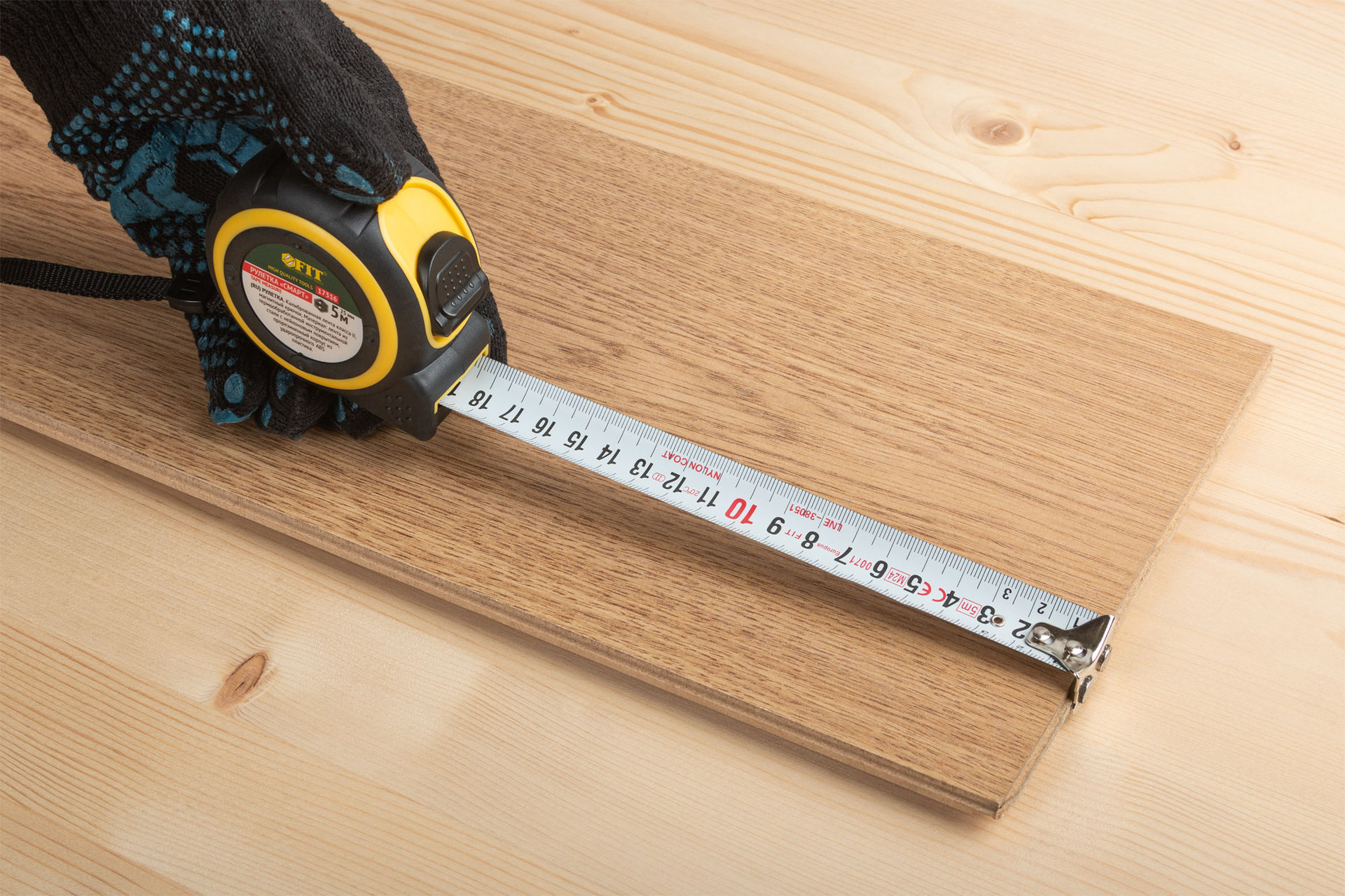 Рулетка Смарт, калибр.лента, нейлон.покр., магн.крючок, прорезиненный корпус 5 м х 25 мм