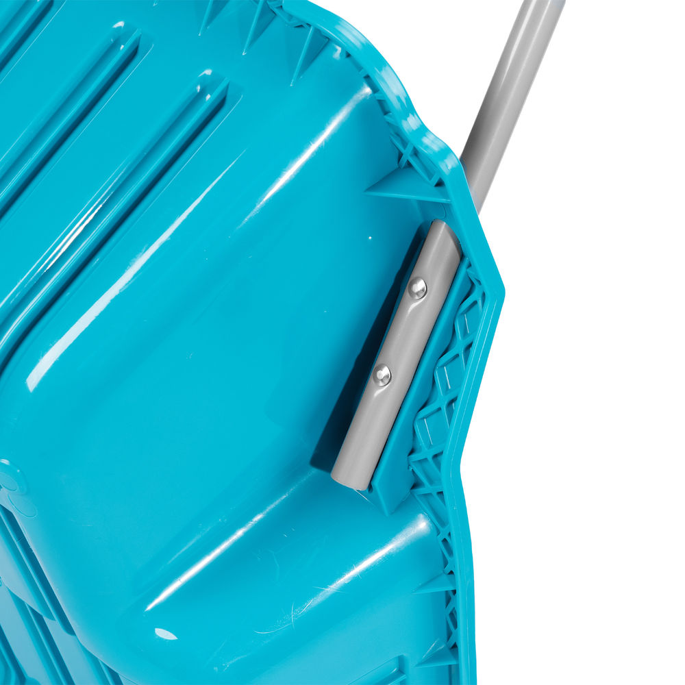 Скрепер-волокуша для уборки снега, полипропилен, колеса, 595х715х1445мм, рукоятка с ПВХ, LUXE Palisad (61694)