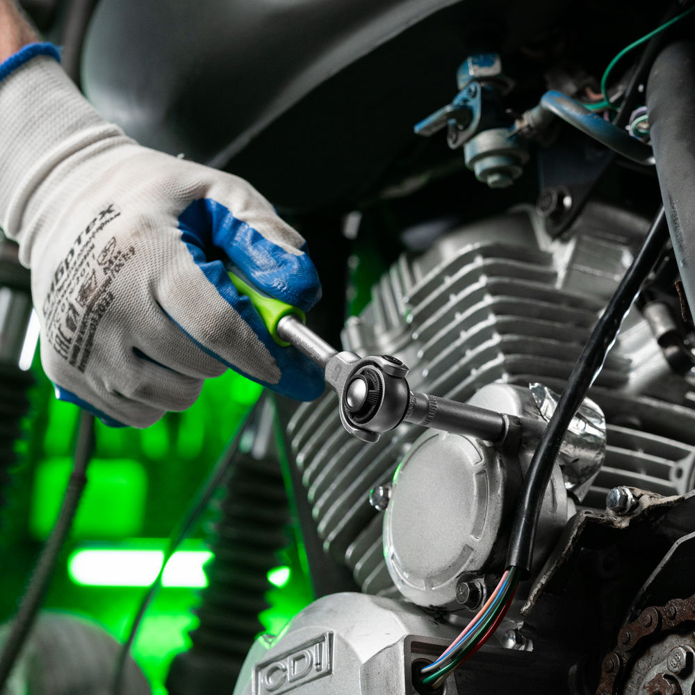 Ключ-трещотка 1/4, 72 зуба, поворотная голова, с быстрым сбросом Сибртех         