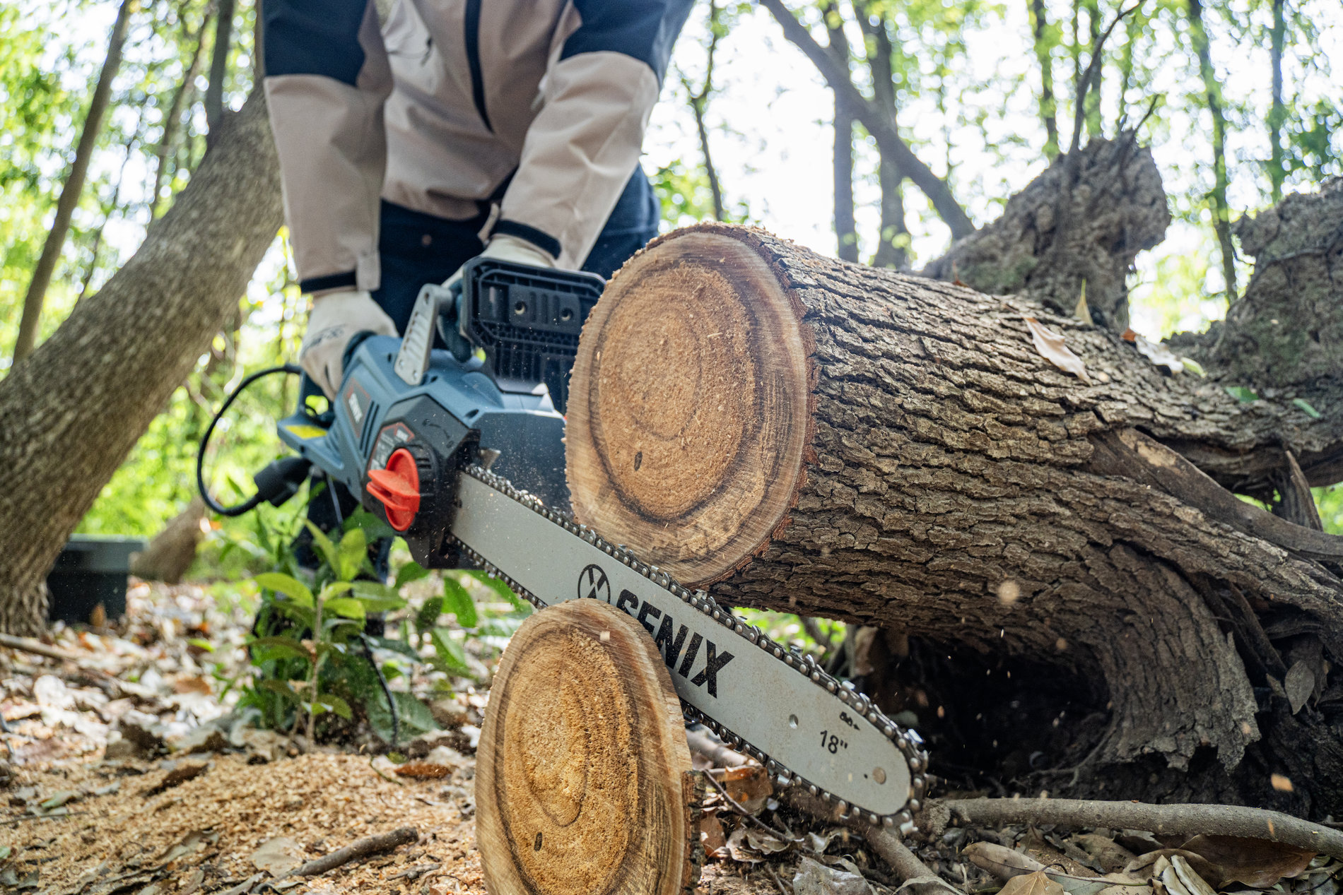 Электрическая цепная продольное исполнение пила 2400Вт, 47,5 (18)