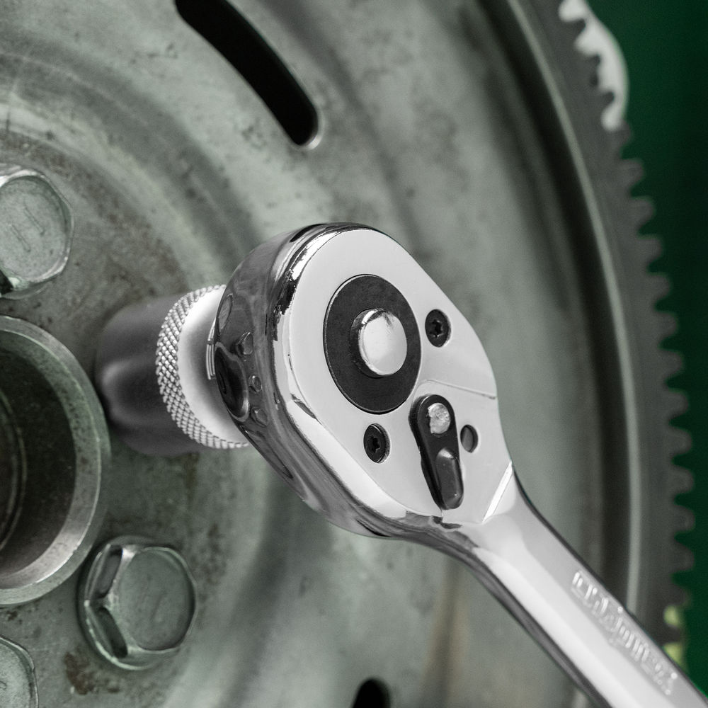 Ключ-трещотка 3/8, 45 зубьев, цельнометаллический, с быстрым сбросом, CrV, хром Сибртех