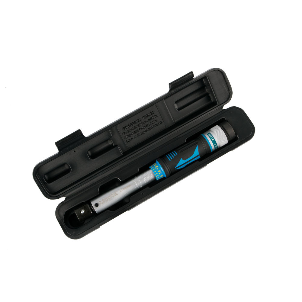 Динамометрический ключ с разъёмом под сменные насадки 6-30 Нм Licota AQC-N0912030