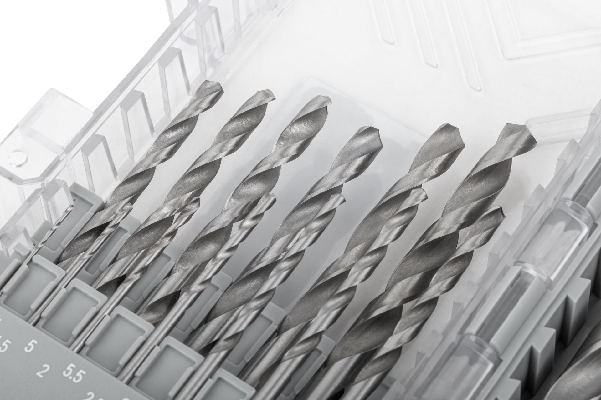 Набор сверл по металлу HSS, угол заточки 118°, пласт. кейс, 19 шт. (1-10мм, через 0,5мм) (35603М)