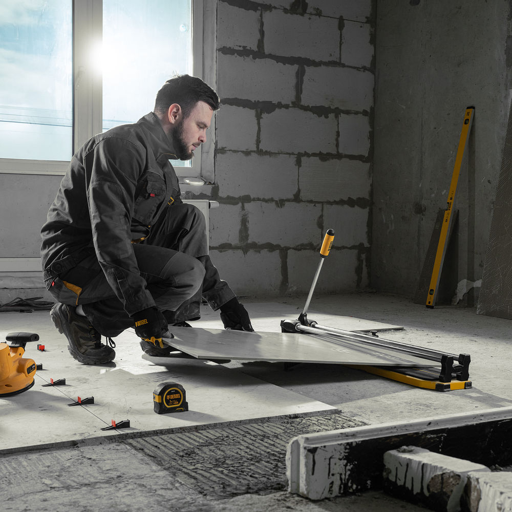 Плиткорез 800х14мм, цельнометал. напр., каретка на подш., стальная станина, рукоятка-пенал Denzel (877010)