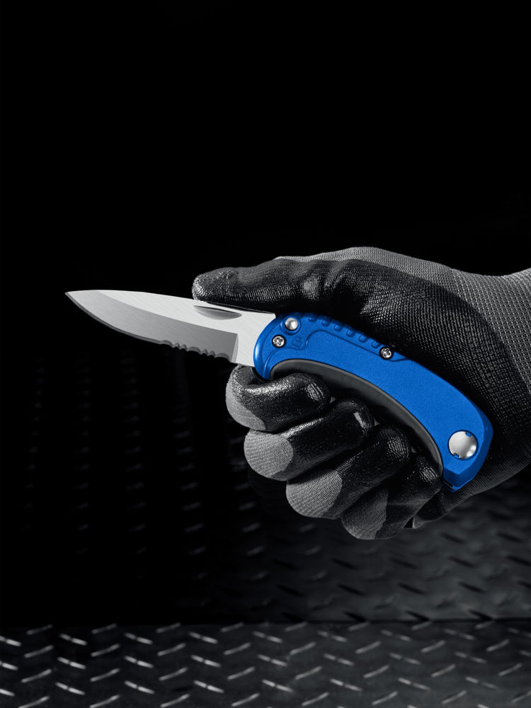 Универсальный складной нож 2-в-1 с трапециевидным лезвием технический ЗУБР Компакт-2-А24 09227