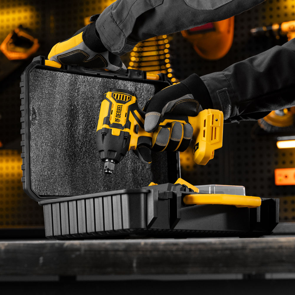 Гайковерт ударный аккумуляторный бесщет. CIWH-BL-20-350, Li-Ion, 20 В// Denzel (26520)