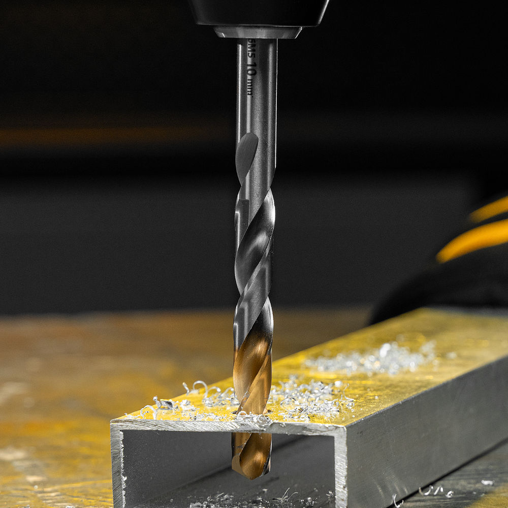 Сверло спиральное по металлу 10 x 133 мм, Р6М5, Golden Tip Denzel (718242)