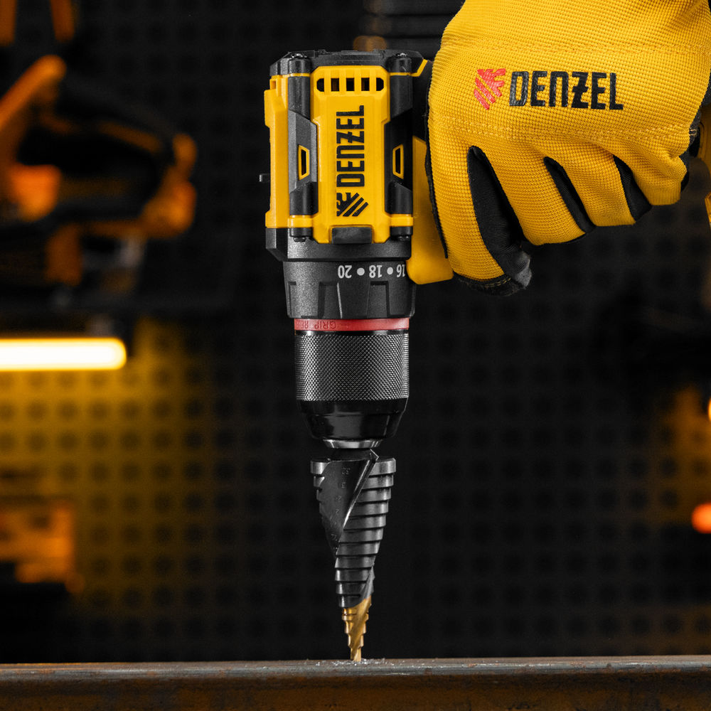 Сверло ступенчатое, 4-6-8-10-12-14-16-18-20-22-24-26-28-30-32 мм, Р6М5, 6-гр. хвостовик Denzel (723606)