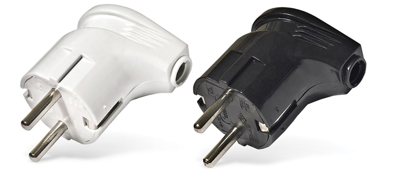 Вилка угловая с заземлением белая (16А; 250В ) UNIVERSAL (83305)