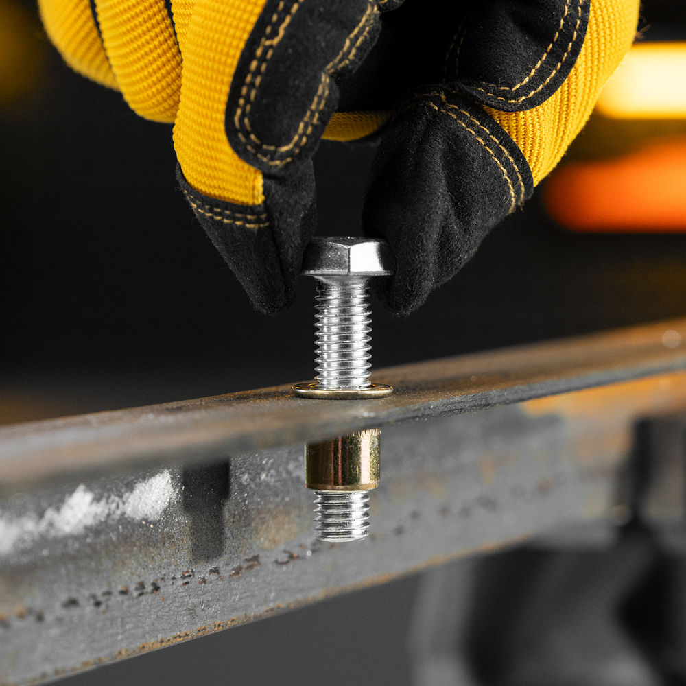 Заклепки резьбовые, стальные, оцинкованные, М10, пластиковый кейс, 35 шт. Denzel (40605)