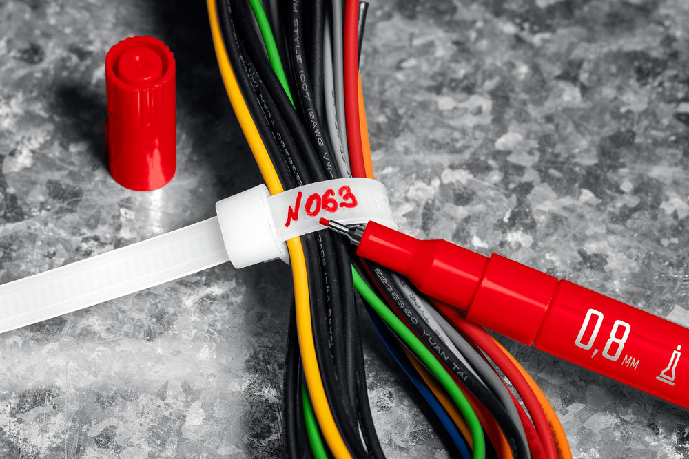 Маркер-краска МК-80 красный, 0.8 мм ЗУБР 06324-3