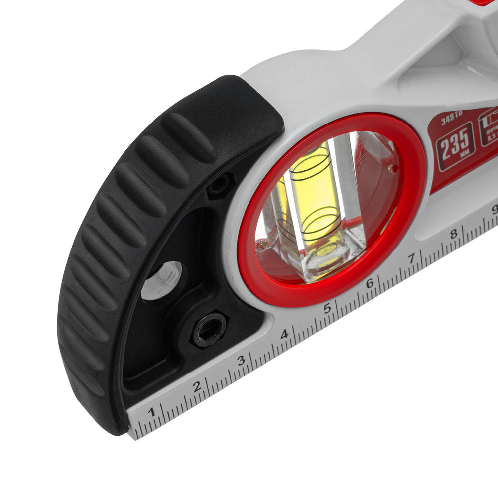Уровень алюминиевый литой, фрезерованный, 3 глазка, две ударные площадки, 235 мм Matrix (34910)