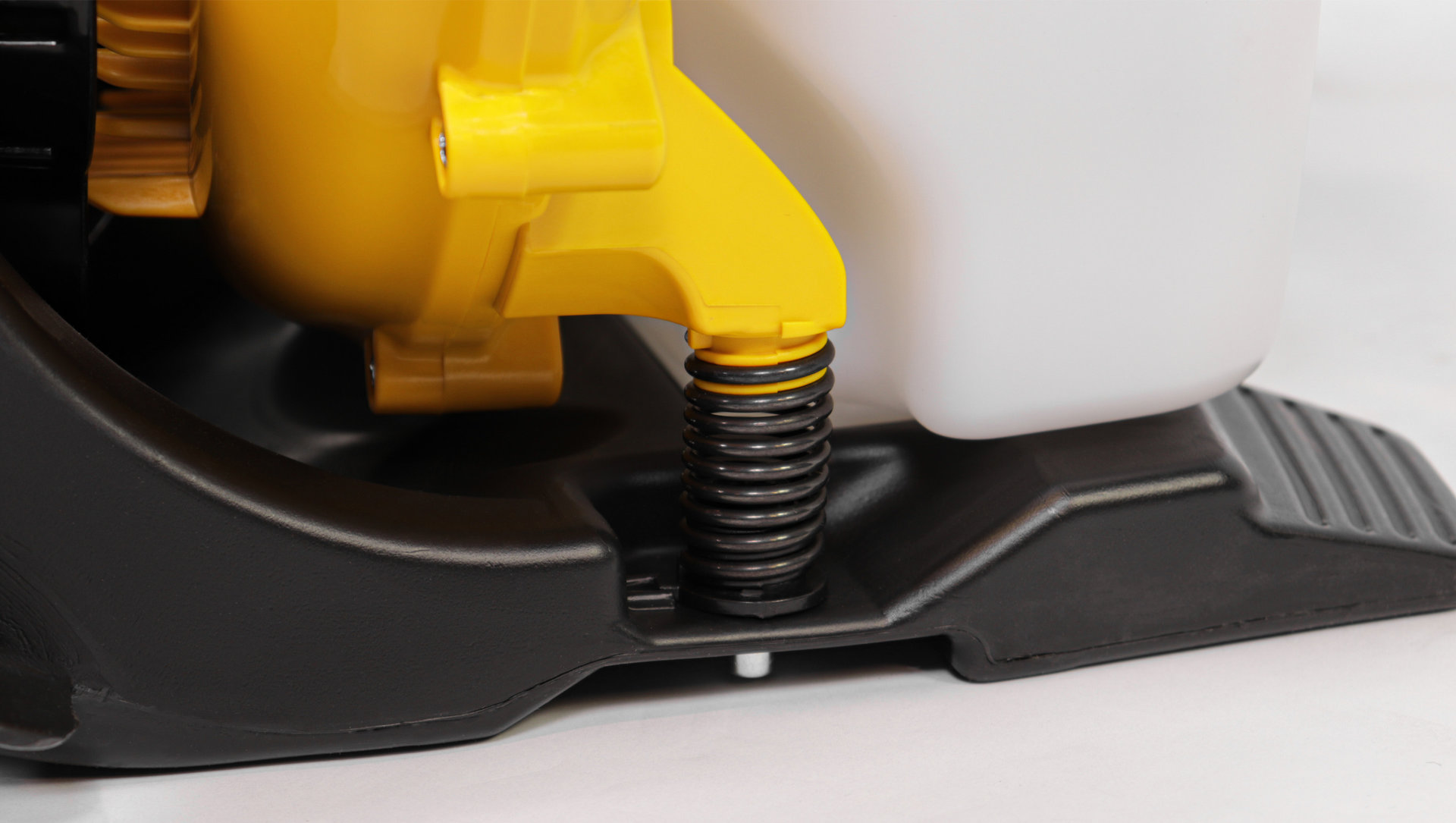 Воздуходувка PRO 3,3кВт 75,6см? 12,4кг 1480м?/ч CHAMPION GBR476