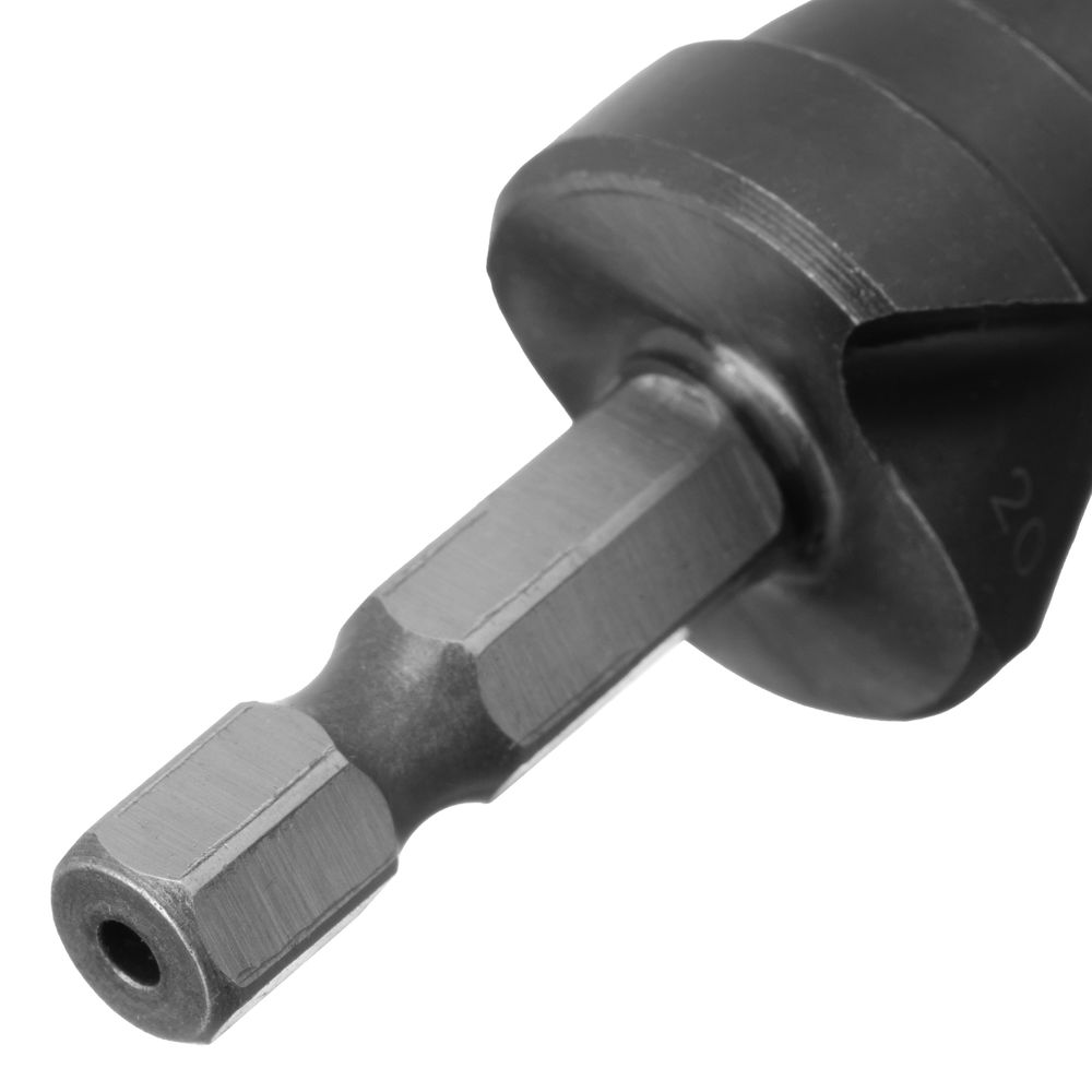 Сверло ступенчатое 4-6-8-10-12-14-16-18-20 мм, Р6М5, 6-гр. хвостовик Denzel (723603)