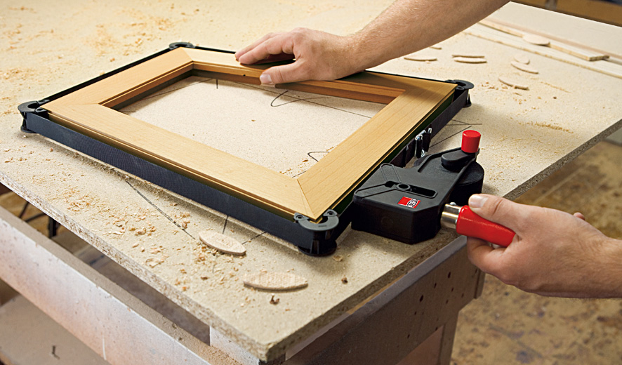 Зажим ленточный 7 м, уголки адаптируемые (4 шт) в комплекте BAN700 BE-BAN700