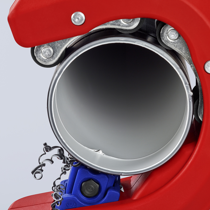 Труборез O 32/40/50 мм для канализационных пластиковых труб, толщина max 2.4 мм, длина 202 мм, BK DP50 KNIPEX KN-902301BK