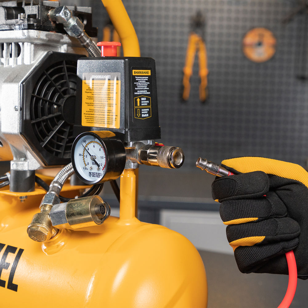 Компрессор DLS650/10 безмаслянный малошумный 650 Вт, 120 л/мин, ресивер 10 л Denzel (58021)